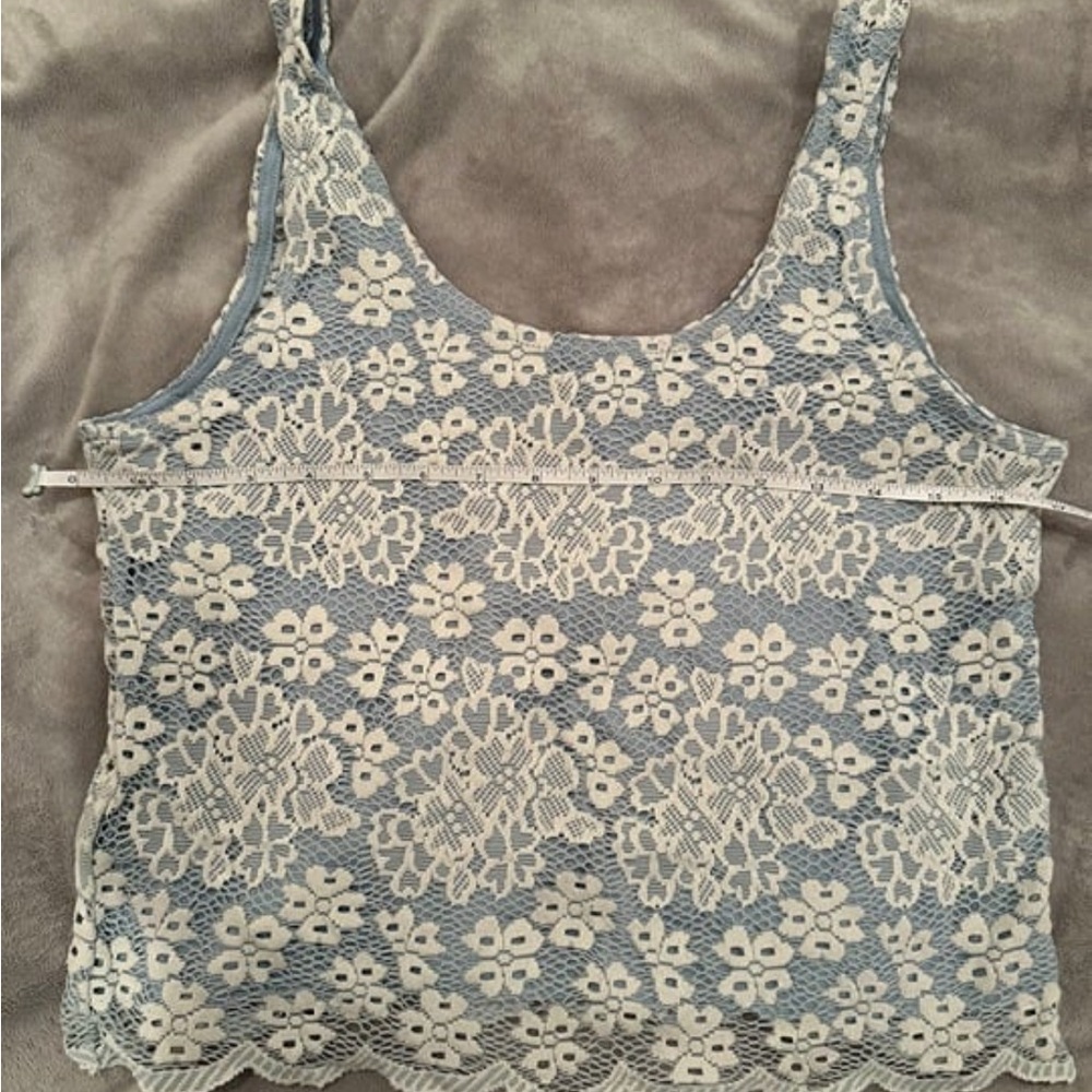 TOPSHOP Floral Top - Picture 3 of 4